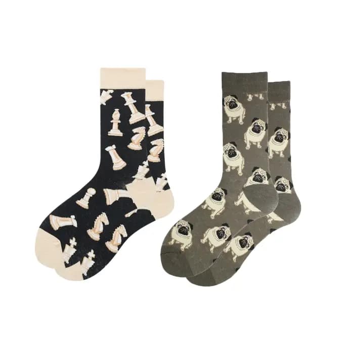 2 paires de chaussettes avec motifs chien et échecs