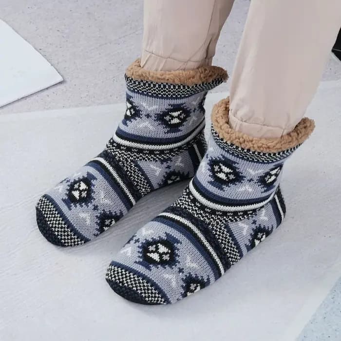Chaussettes thermiques épaisses et mignonnes, pantoufles de couchage antidérapantes à rayures, bonneterie en fourrure, chaussettes chaudes d'hiver pour la maison