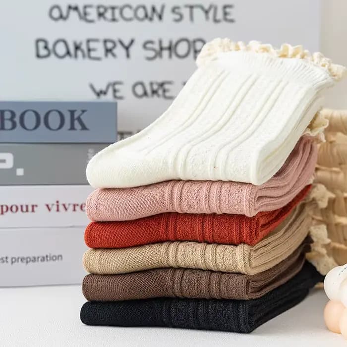 Chaussettes mi-tube torsadées en dentelle Vintage pour femmes
