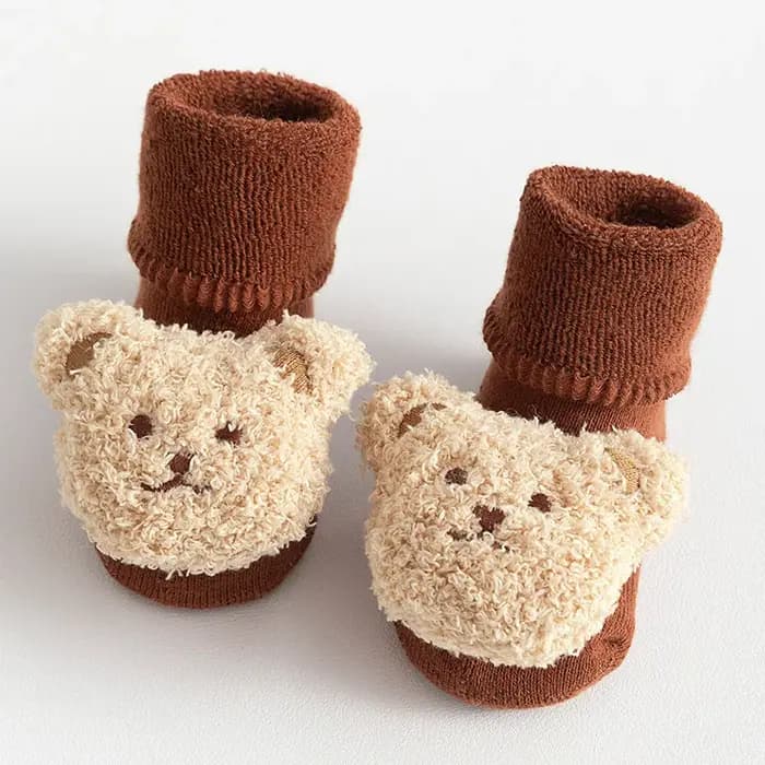 Chaussettes en coton épais pour bébé, chaudes et confortables, ours de dessin animé mignon, chaussettes de sol antidérapantes pour nourrissons filles et garçons