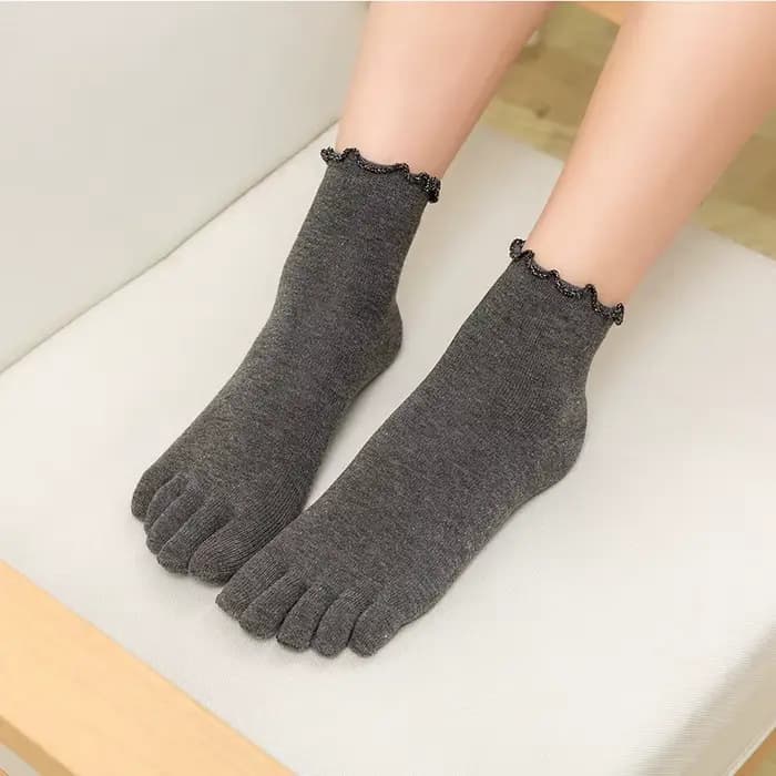 Chaussettes pour femmes coton cinq doigts à volants couleur unie orteil