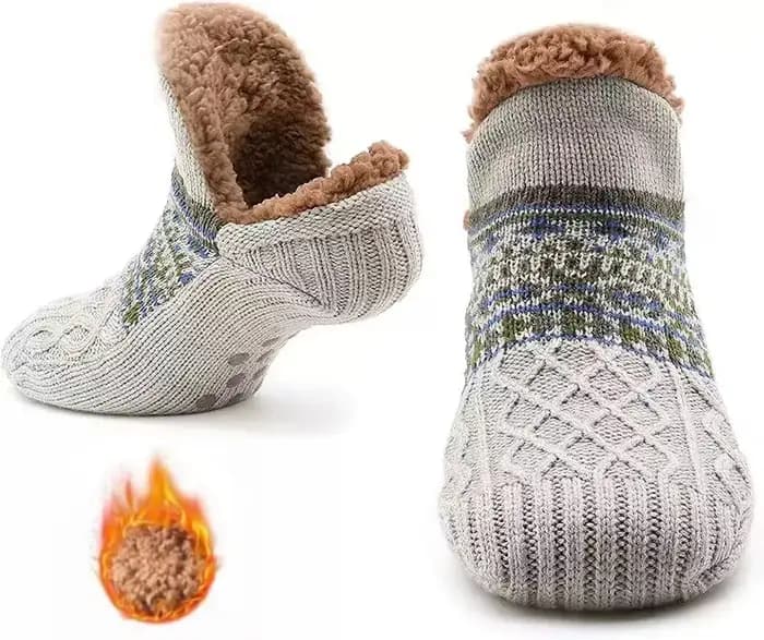 Automne et hiver chaussettes de sol maison chaude femmes hommes chaussettes neige chaussettes sommeil tapis chaussettes pantoufles chaussettes hommes chaussettes de Yoga antidérapantes 2025