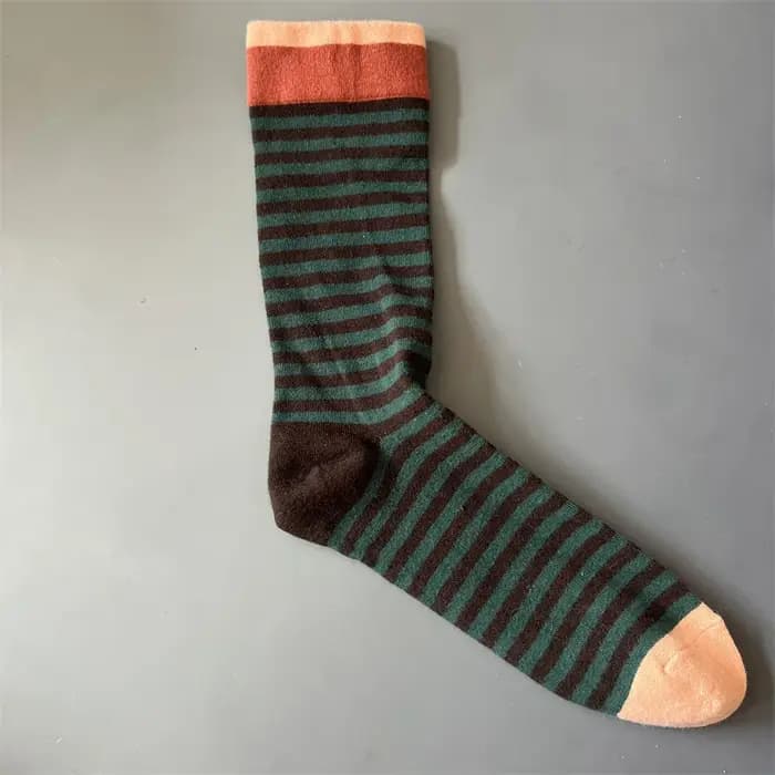 Nouvelles chaussettes mi-mollet françaises - Chaussettes pour hommes et femmes style peinture à l'huile avec un charme unique et artistique.