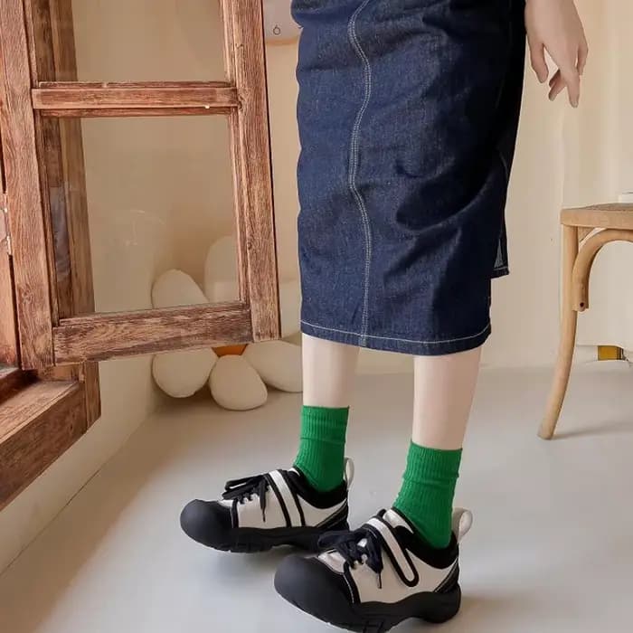 Chaussettes en coton solide pour femmes