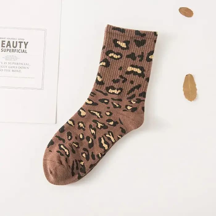 Nouvelle mode femmes imprimé léopard chaussettes printemps automne haute rue populaire