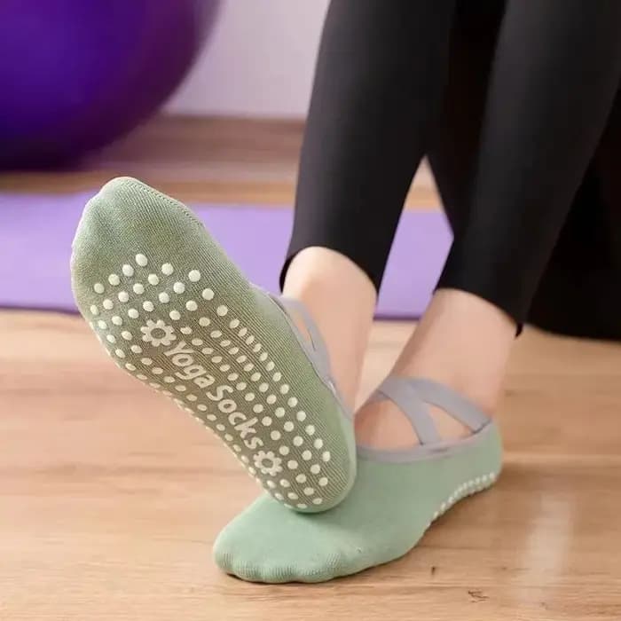 1 paire de chaussettes de Pilates pour femmes