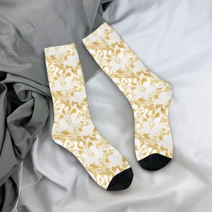 Chaussettes Renaissance dorées Transitions bas gothiques Couple