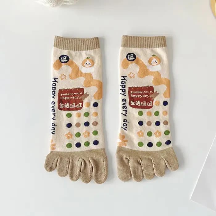 Chaussettes à cinq doigts pour femmes, en coton, motif ours de dessin animé, style Kawaii, amusantes et mignonnes, mi-mollet, style sport, printemps-été
