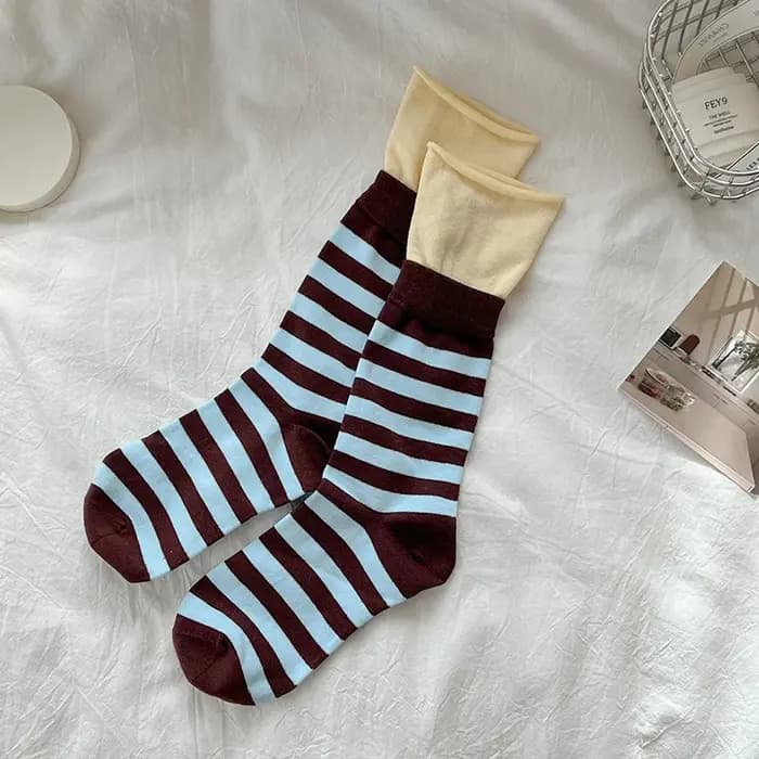 Chaussettes à rayures rétro pour femmes, tube moyen, bas en coton, bas coréens, chaussettes japonaises, printemps et automne
